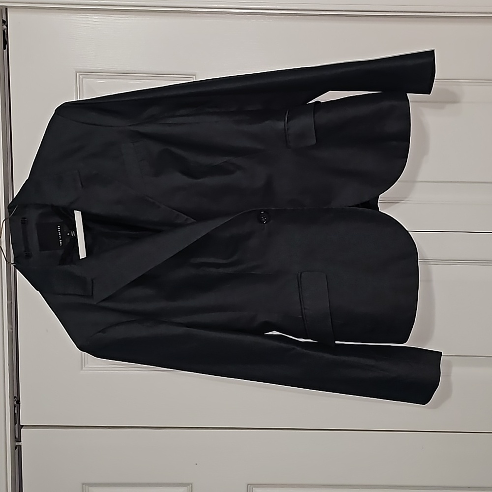 Limited Skirt Suit